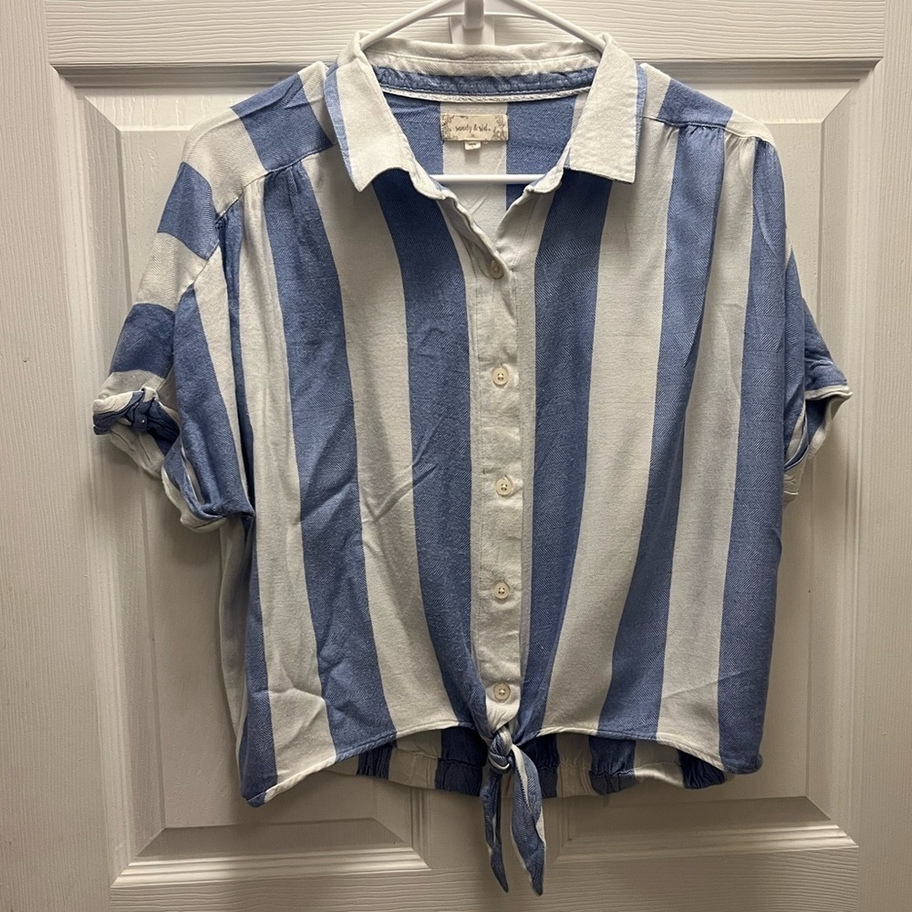 Sandy & Sid Button Front Cropped Stripe Short Sleeve Blouse Blue White Medium